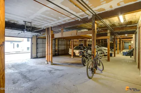 Exterior - 400 E 24th Ave # 4, Anchorage, AK 99503 photo 8 of 10