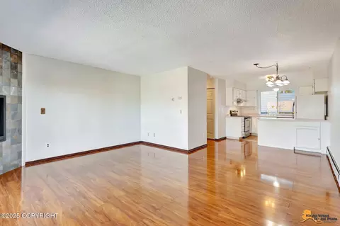 Living - 400 E 24th Ave # 4, Anchorage, AK 99503 photo 2 of 4
