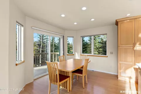 6460 Limestone Cir, Anchorage, AK 99507 photo 10