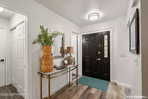 Entry Way - 1721 Commodore Dr, Anchorage, AK 99507 photo 1 of 4