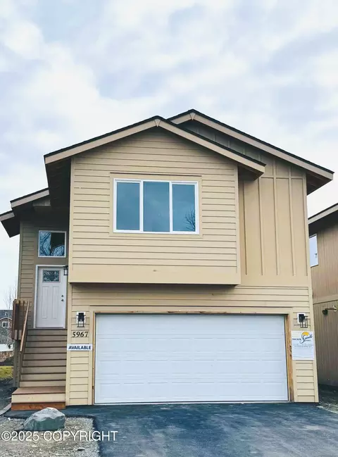 5983 Takotna Loop, Anchorage, AK 99504