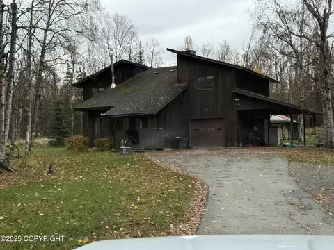 2755 N Holly Way, Wasilla, AK 99654