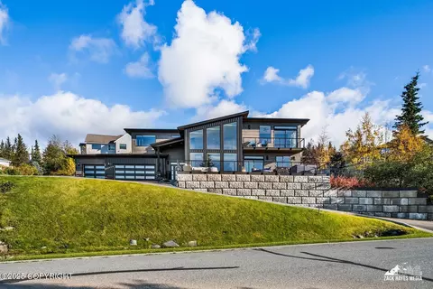 16763 Woods Pointe Cir, Anchorage, AK 99516