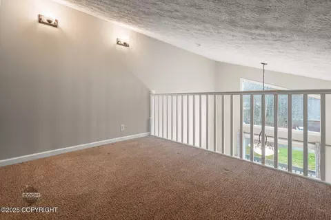 Living - 9304 Biorka Cir, Eagle River, AK 99577 photo 9 of 10