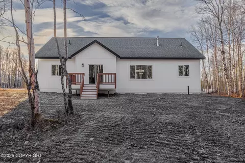 Exterior - 10285 E Heartland Loop, Palmer, AK 99645 photo 3 of 4