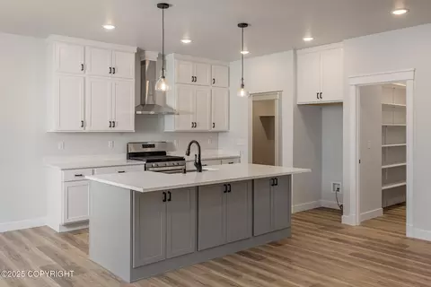 Kitchen - 10285 E Heartland Loop, Palmer, AK 99645 photo 2 of 4