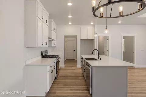 Kitchen - 10285 E Heartland Loop, Palmer, AK 99645 photo 4 of 4