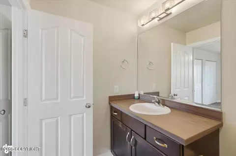 Bath - 5579 Big Bend Loop, Anchorage, AK 99502 photo 4 of 4