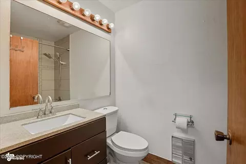 Bath - 1877 E Tudor Rd # E-101, Anchorage, AK 99507 photo 2 of 3