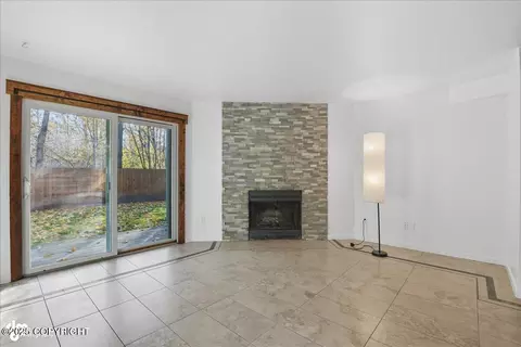 Living - 1877 E Tudor Rd # E-101, Anchorage, AK 99507 photo 3 of 5