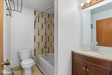Bath - 1877 E Tudor Rd # E-101, Anchorage, AK 99507 photo 1 of 3