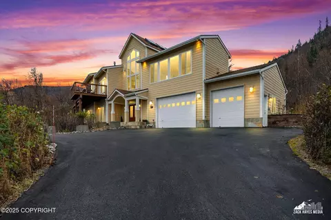 10607 Alethas Mountain Way, Anchorage, AK 99507