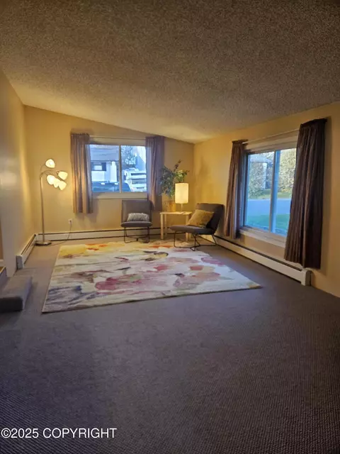 Living - 4338 E 9th Ave, Anchorage, AK 99508 photo 1 of 5