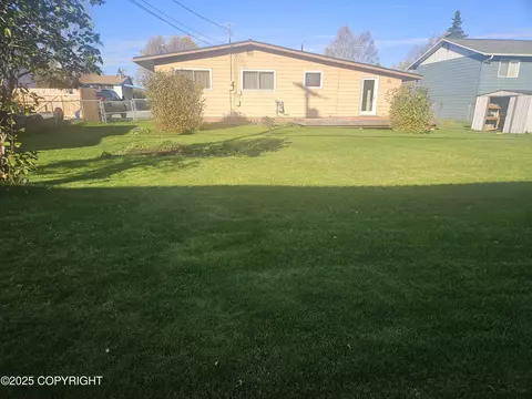Exterior - 4338 E 9th Ave, Anchorage, AK 99508 photo 7 of 8