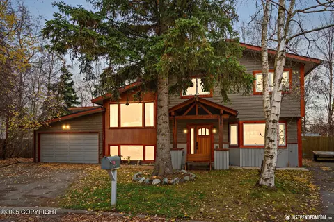 12921 Aro Cir, Anchorage, AK 99515