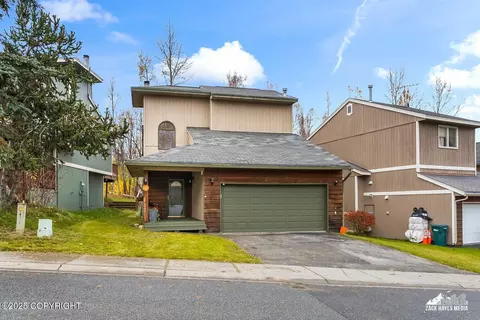 17421 Beaujolais Cir, Eagle River, AK 99577