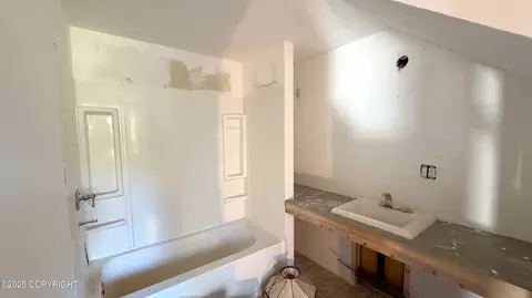 Bath - 15825 Bear Paw Rd, Ninilchik, AK 99639 photo 1 of 1