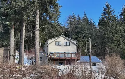 1460 Haines Hwy, Haines, AK 99827