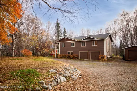 4600 E Pamela Dr, Wasilla, AK 99654