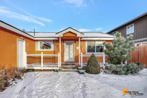 829 E 46th Ct, Anchorage, AK 99503 photo 2