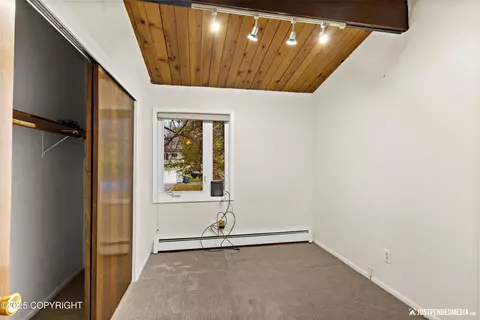 Bedroom - 2820 Wiley Post Ave, Anchorage, AK 99517 photo 2 of 6