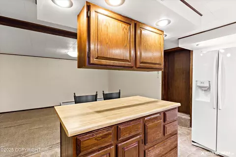 Kitchen - 2820 Wiley Post Ave, Anchorage, AK 99517 photo 5 of 5