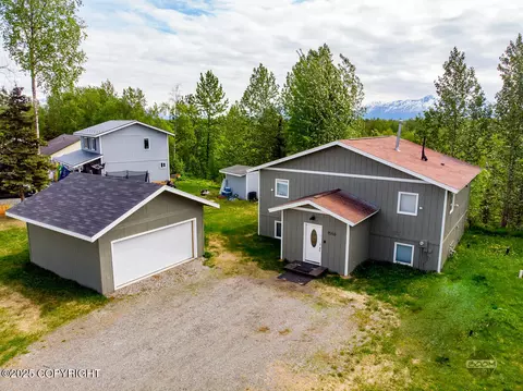1550 E Raven Dr, Wasilla, AK 99654