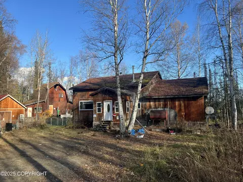2211 N Pittman Rd, Wasilla, AK 99623