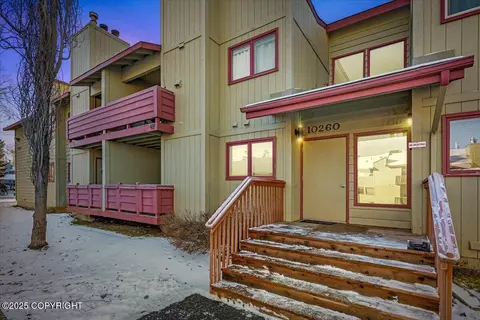 10260 Jamestown Dr # A6, Anchorage, AK 99507
