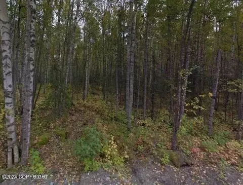 5196 W Lupine Ln, Wasilla, AK 99623