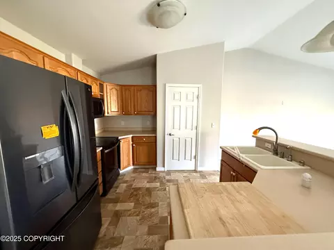 6020 E 43rd Ave, Anchorage, AK 99504 photo 8