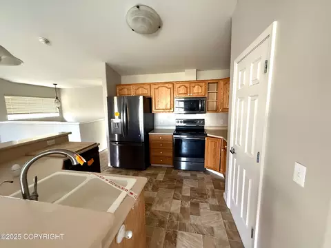 6020 E 43rd Ave, Anchorage, AK 99504 photo 7