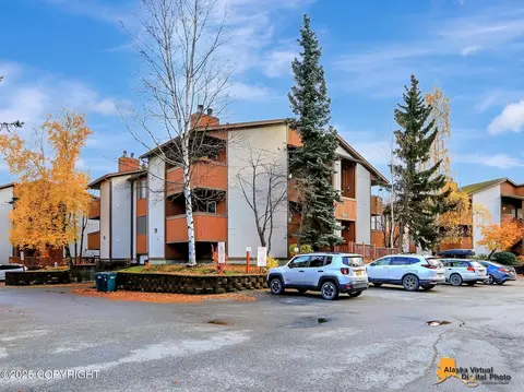 7232 Foxridge Cir # 9A, Anchorage, AK 99518