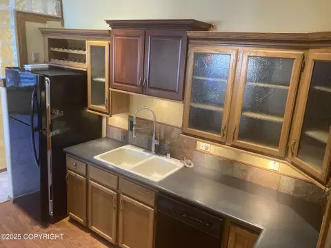 Kitchen - 4008 E 67th Ave, Anchorage, AK 99507 photo 5 of 7