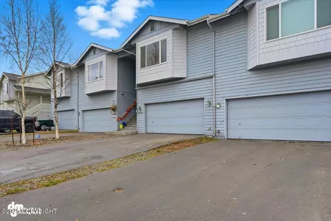 10359 Valley Park Dr, Anchorage, AK 99507