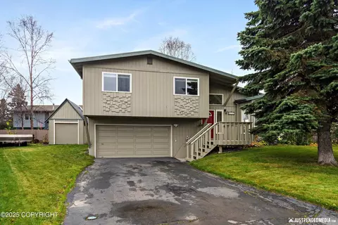 1310 Heidi Cir, Anchorage, AK 99518