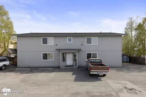 8607 Corbin Dr, Anchorage, AK 99507