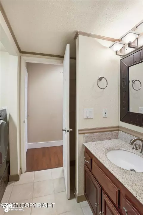 10690 Commodore Dr, Anchorage, AK 99507 photo 26