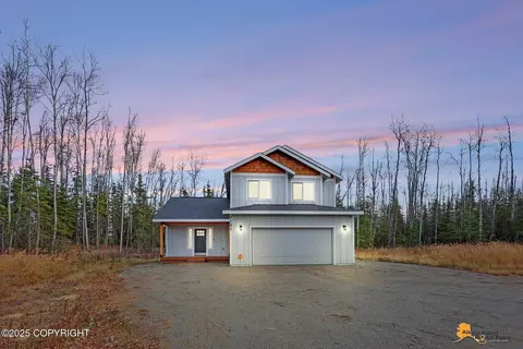 7151 S Bogle Bluff Dr, Wasilla, AK 99623