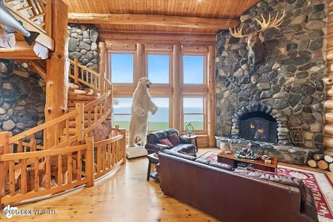 Living - 67480 Halibut Rd, Ninilchik, AK 99639 photo 9 of 16