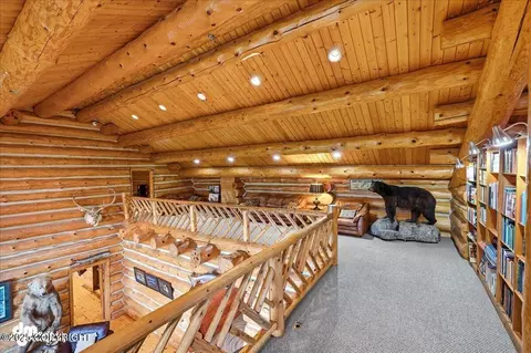 Entry Way - 67480 Halibut Rd, Ninilchik, AK 99639 photo 5 of 9