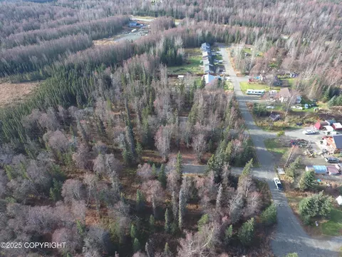 47599 Lacross Ln, Soldotna, AK 99669