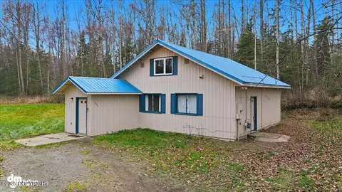 7406 W Cambridge Dr, Wasilla, AK 99623