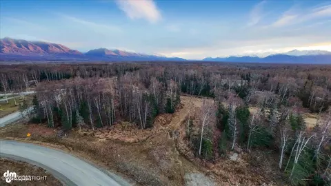 5645 N Stella Cir, Wasilla, AK 99654