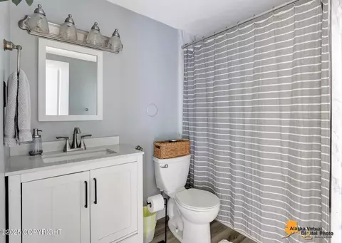 Bath - 18831 Sarichef Loop, Eagle River, AK 99577 photo 2 of 2