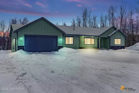 2061 Cottonwood Loop, Wasilla, AK 99654
