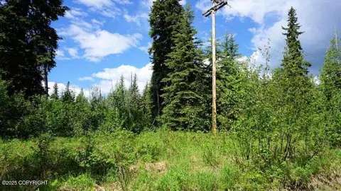 1565 King Salmon Way, North Pole, AK 99705
