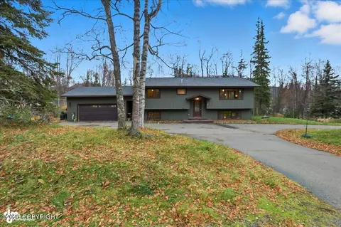 20252 Lucas Ave, Eagle River, AK 99577