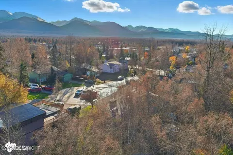 View/Area - 910 Bench Ct, Anchorage, AK 99504 photo 3 of 4