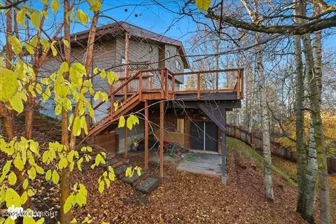 Exterior - 910 Bench Ct, Anchorage, AK 99504 photo 7 of 13
